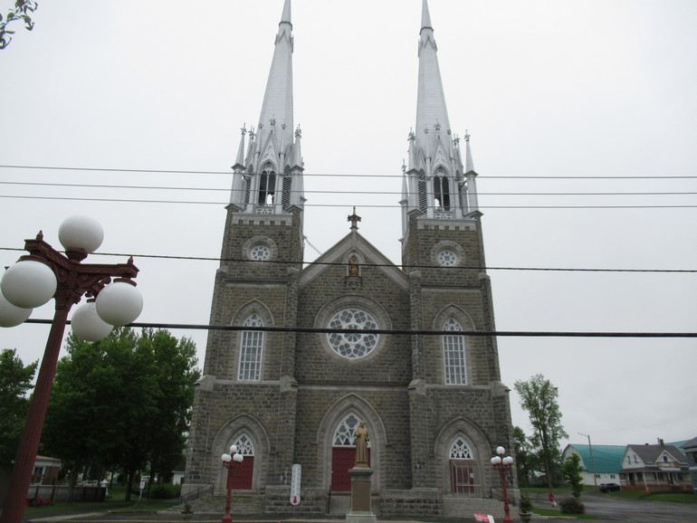 Kerk St. Pierre du Lac in Val Brillant